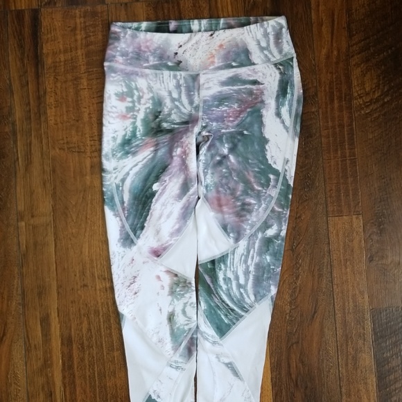 White Watercolor Print Leggings - Picture 5 of 5